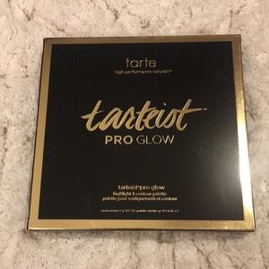 Tartiest Pro Glow Highlight & Contour Palette